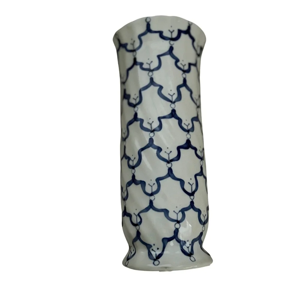 Blue and White Ceramic‎ Trellis Cylinder Vase Scalloped Rim 11.5 Inch Flowers